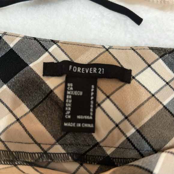 Forever 21 Skirt - Picture 3 of 5